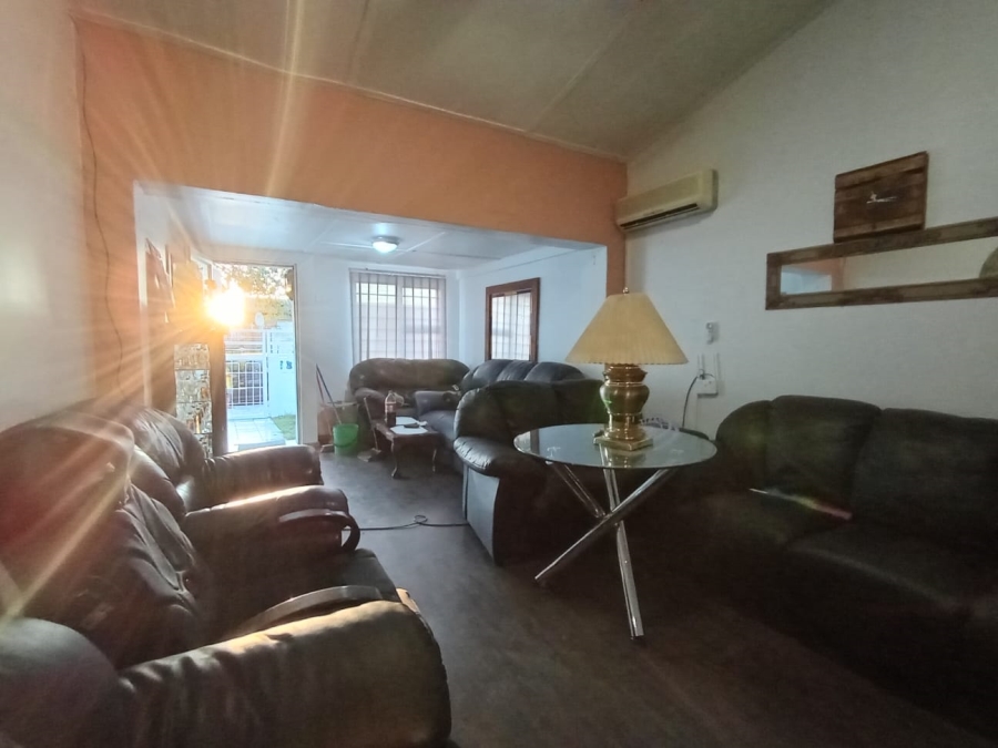 3 Bedroom Property for Sale in Riverside Western Cape